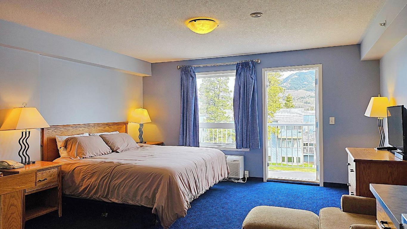 Misty Mountain Inn & Suites