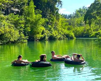 Busai Dream Falls Resort - Loboc
