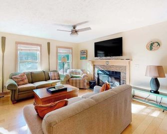 Absolute Leelanau - Glen Arbor - Sala de estar