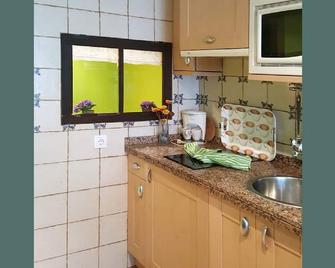 Andrea Orange Apartments - Belmonte - Cocina