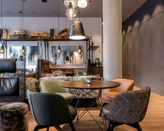 Motel One Nürnberg-City - Nürnberg - Bar