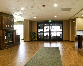 Hampton Inn Brentwood - Brentwood - Rezeption