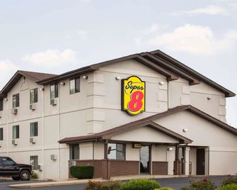 Super 8 by Wyndham Lexington VA - Lexington - Building