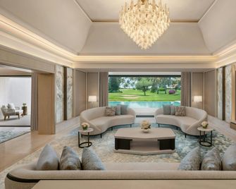 The St Regis Goa Resort - קייבלוסים - טרקלין