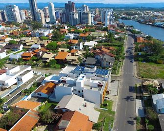 Pousada Molhes da Barra - Torres - Außenansicht
