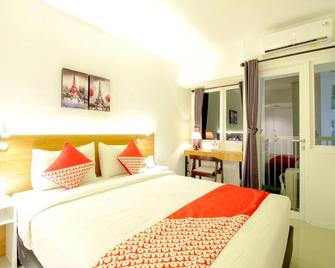 OYO Flagship 1260 Sentraland Karawang - Karawang - Slaapkamer