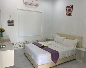 Sammy Hoomestay - Ipoh - Schlafzimmer