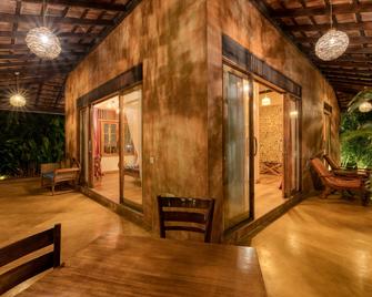 D Canal House - Mirissa - Patio