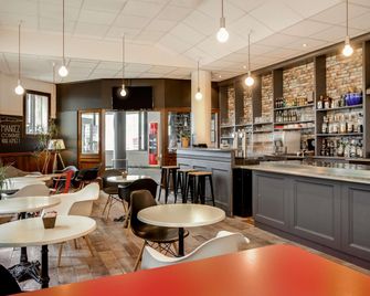 ibis Angers Centre Château - Angers - Bar