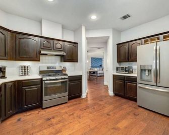 Jollyville Jewel - McNeil - Cocina