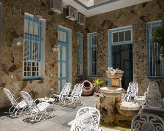 Casa David y Lidia Diaz - Havana - Patio