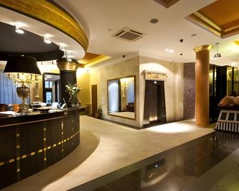 Aton Hotel - Krasnodar - Recepción