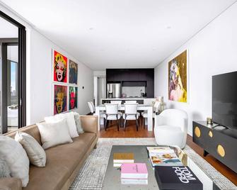 Sunset Spectacular in Bondi Junction - Bondi Junction
