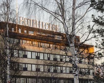 Hotelli Olof - Tornio - Edificio
