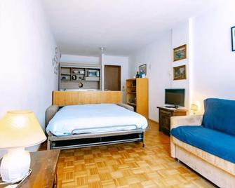 Apartment Solaria-2 by Interhome - Campestrin - Habitación