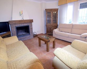 Casas Rurales el Jardín - Jorquera - Salon