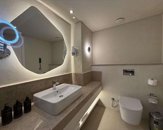 Naama Bay Promenade Beach Resort - Sharm el-Sheikh - Bedroom