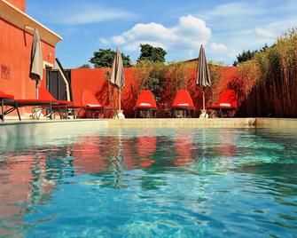 Hôtel Liberata & Spa - L'Île-Rousse - Pool
