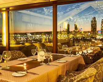 Boulevard Side Hotel - באקו - מסעדה