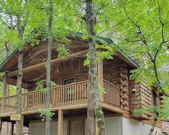 Cabin #9 The Spruce-Log cabin on Table Rock Lake - Shell Knob - Building