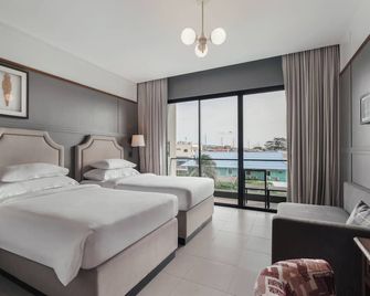 Marina Express-AVIATOR-Phuket Airport (SHA Plus+) - Sakhu - Soverom