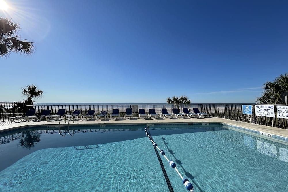 Polynesian Oceanfront Hotel - Myrtle Beach - Piscina