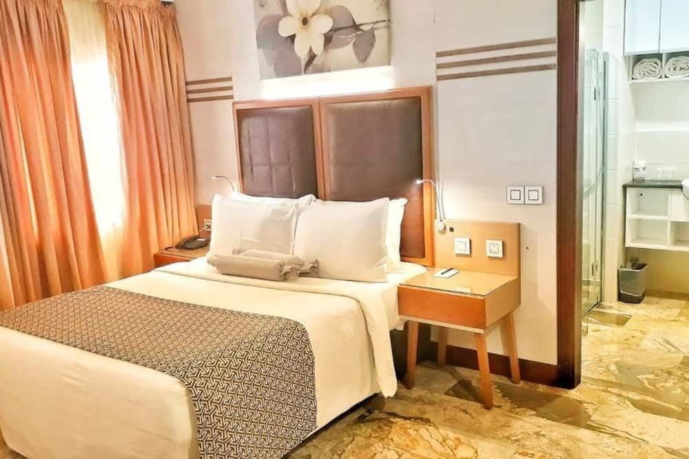 Rayjok Hotel And Suites - Port Harcourt - Bedroom