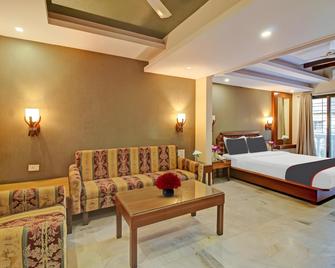 Hotel Mittal Residency - Lonavala - Bedroom