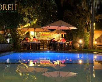 Villa Boreh Beach Resort and Spa - Tejakula - Pool