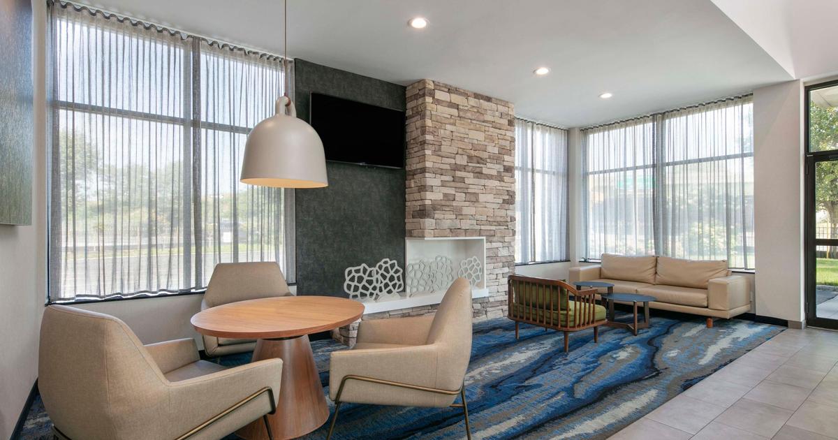 Fairfield Inn By Marriott Jfk Airport from $186. Queens Hotel Deals ...