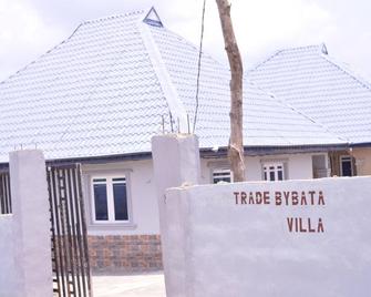 2-Bedroom Tradebybata Homes Abeokuta Around Funaab - Abeokuta - Building