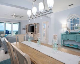 Remodeled Direct Oceanfront Unit 532 in Cinnamon Beach! - Palm Coast - Comedor