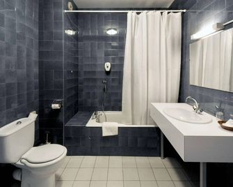 Hotel Le Bourgogne - Evian-les-Bains