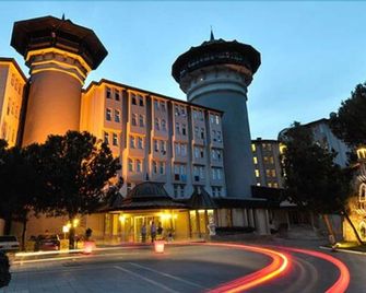 라도니아 호텔 아다쿨레 - 쿠샤다시 - 건물