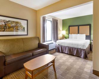 Extended Stay America Suites - Raleigh - Cary - Regency Parkway South - Cary - Bedroom