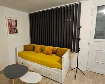 Renardiere - Montreuil - Obývací pokoj