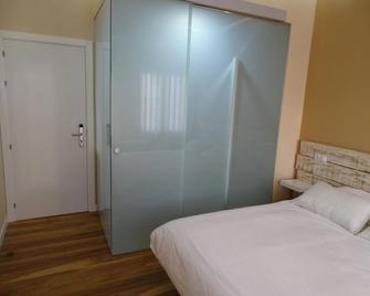 Urban Burgos - Burgos - Habitación