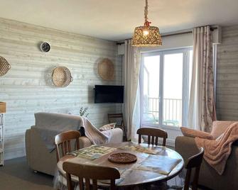 Violette - Saint Hilaire de Riez - Saint-Hilaire-de-Riez - Dining room