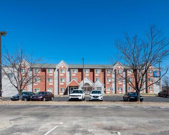 Motel 6 Olathe Ks - Olathe - Rakennus