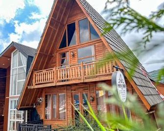 Danial Cabin Dieng - Wonosobo - Building