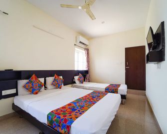 Via Aarudhra Residency - Coimbatore Airport - Koimbatur - Ložnice