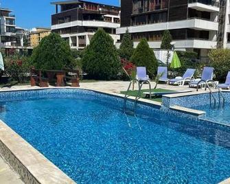 Hotel 415 - Sunny Beach - Piscina