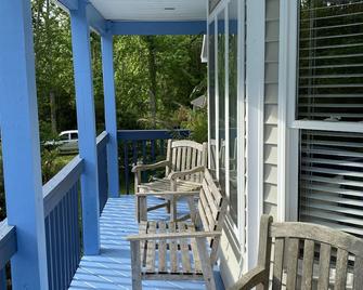 Private treetop suite in Kitty Hawk Coastal Preserve - Kitty Hawk - Balcony