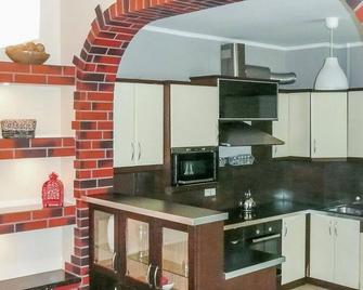 Stunning home in Gdansk with WiFi - Gdansk - Cocina