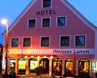 Hotel Weisses Lamm - Allersberg - Gebäude