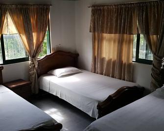 Hotel La Casa Amarela - Santa Fe de Antioquia - Bedroom