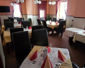 Hotel Bellevue - Staré Splavy - Restaurant