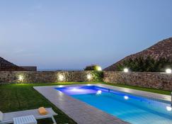 Dream Villa Anemone with Private Pool, Sea views, Close to Beach & Restaurants - Vlichada - Pool