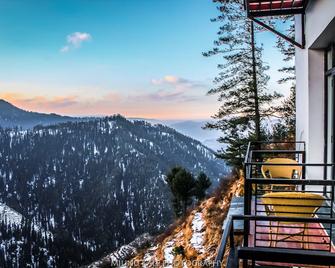 Tethys Ski Resort - Shimla - Balcony