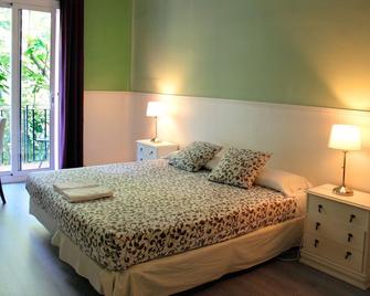 Casa Consell Apartments - Barcelona - Bedroom